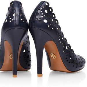 Tory Burch Verity scalloped pump heels (navy blue)
